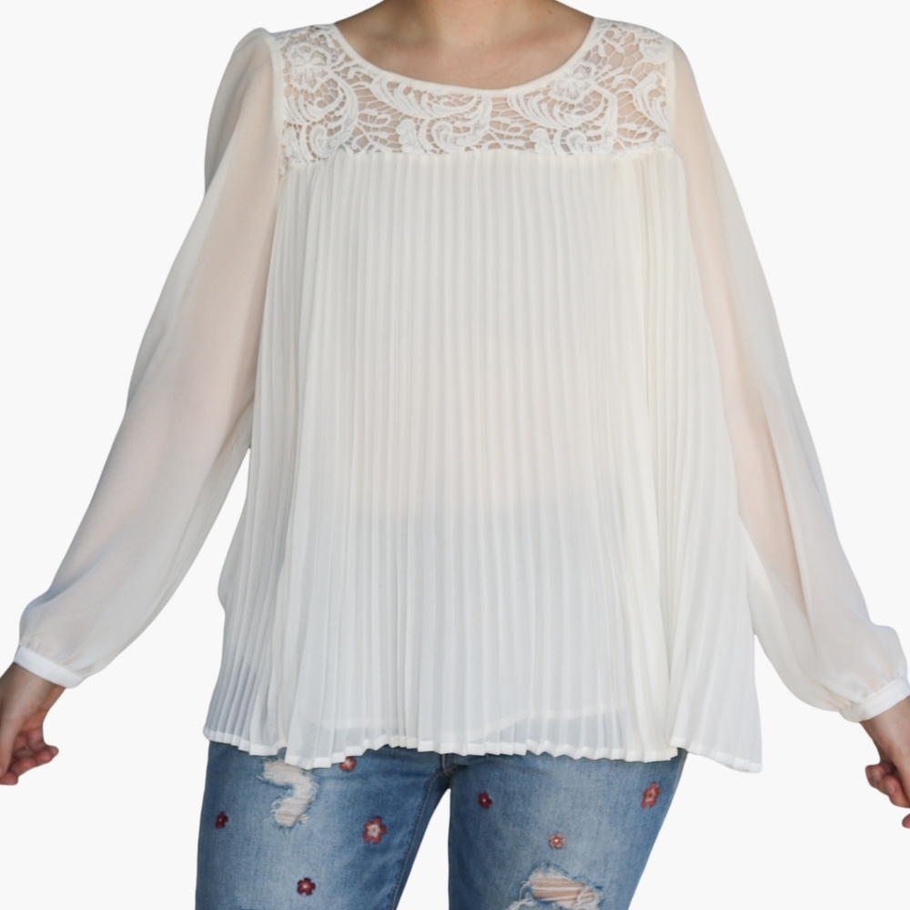 Sundance Peasant Style Lace Yoke Pleated Guinevere Blouse - Picture 2 of 12